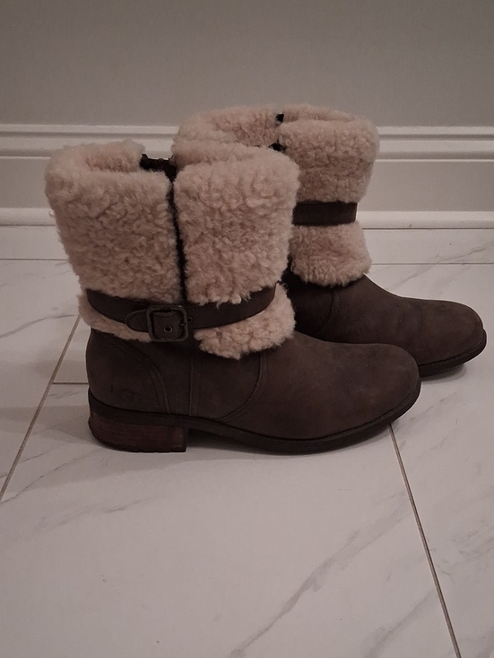 UGG Shoes - UGG Blayre Leather‎ Shearling Moto Boots Brown Buckle Ankle Winter Boots US 9.5